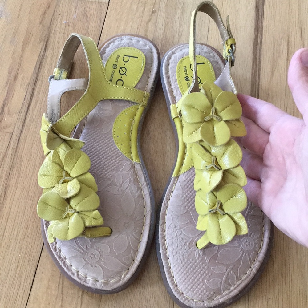 B.o.c Born concept leather yellow flowered sandal
